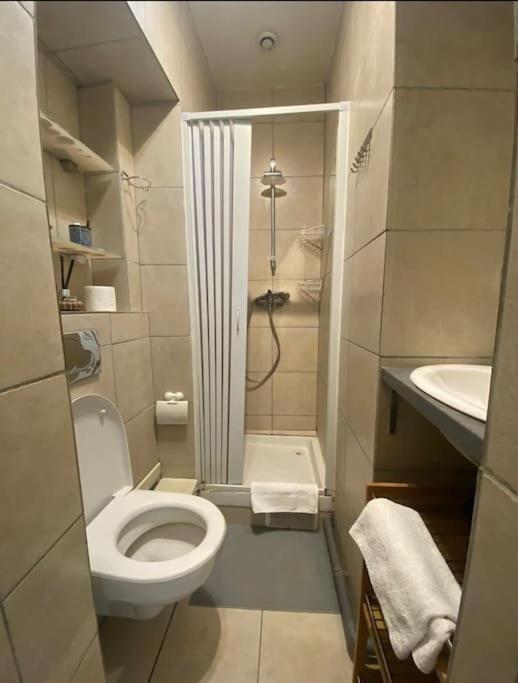 Studio Confortable -Musee Grevin - Musee Du Louvre - Grand Boulevard - 2 Pers Lägenhet Paris Exteriör bild