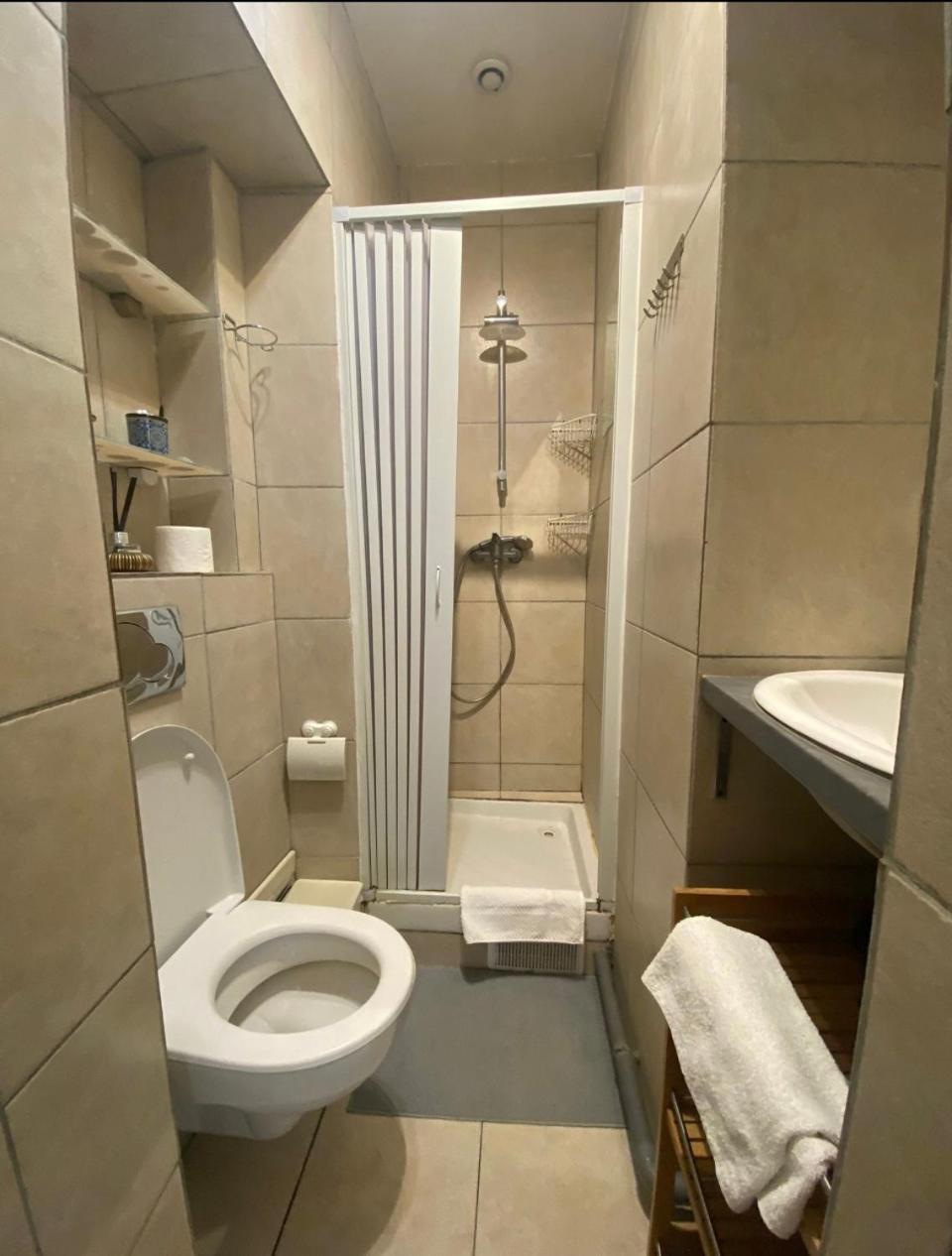 Studio Confortable -Musee Grevin - Musee Du Louvre - Grand Boulevard - 2 Pers Lägenhet Paris Exteriör bild